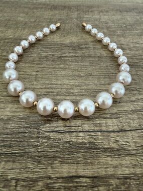 Classic Pearl and Gold Bead Choker Necklace - White Pearls